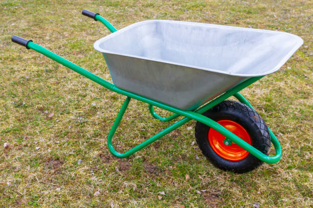 تصویر 3 از فرغون تک پرس سبک و کاربری ساده برای حمل بارهای متوسط